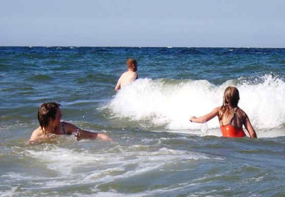 Badespaß am Wohlenberger Wieck Badespaß am Wohlenberger Wieck